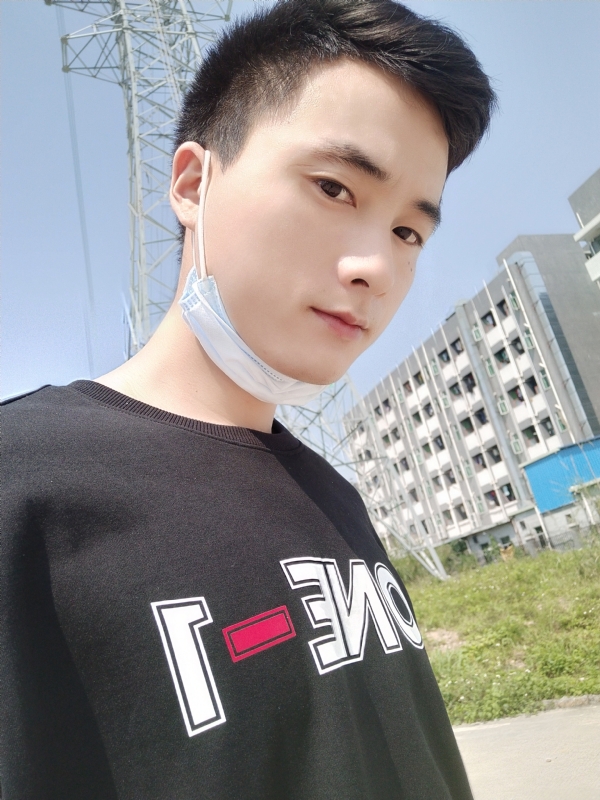何凡的第一张照片--苏州相亲服务中心