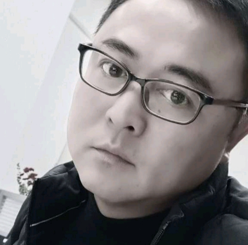 小石头的第一张照片--苏州相亲服务中心