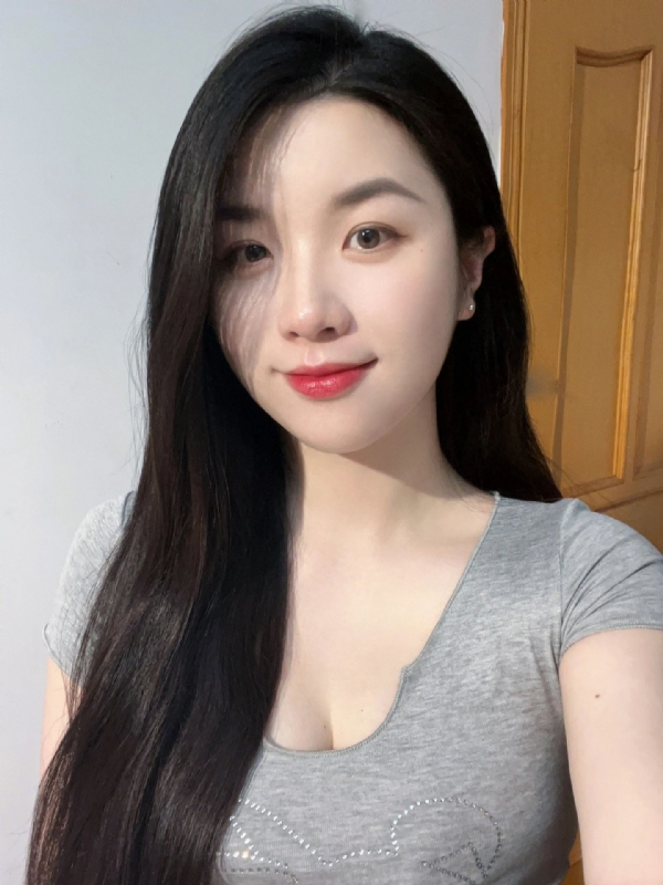乔乔在寻爱的第一张照片--苏州相亲服务中心