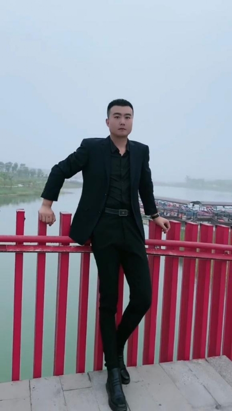 Albert的第一张照片--苏州相亲服务中心