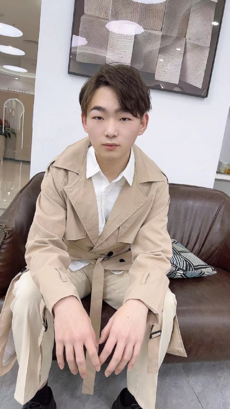 啊哲的第二张照片--苏州相亲服务中心
