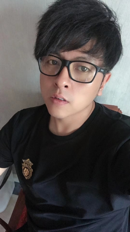 爱你永远不容易的第一张照片--苏州相亲服务中心