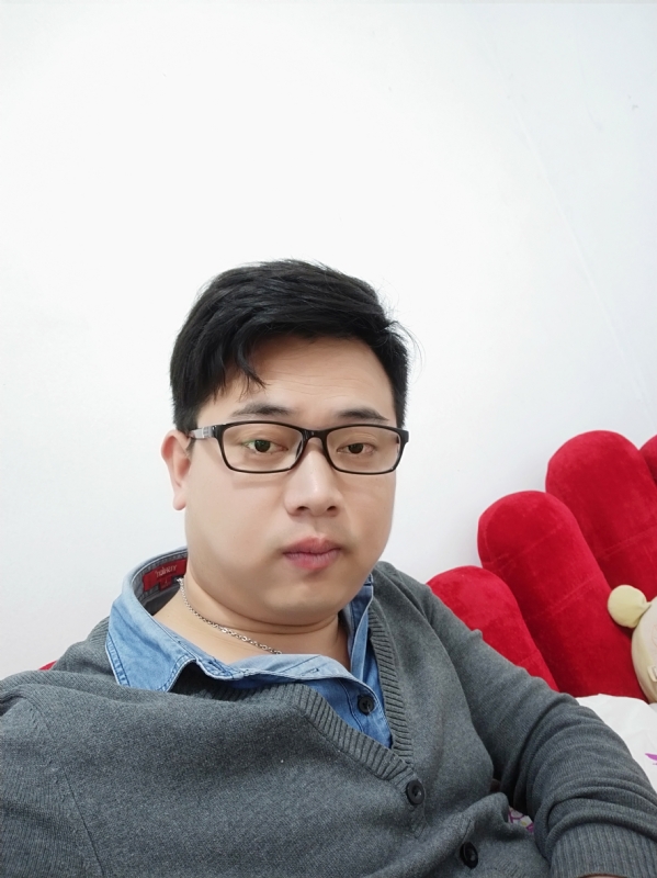 何必在亿的第一张照片--苏州相亲服务中心