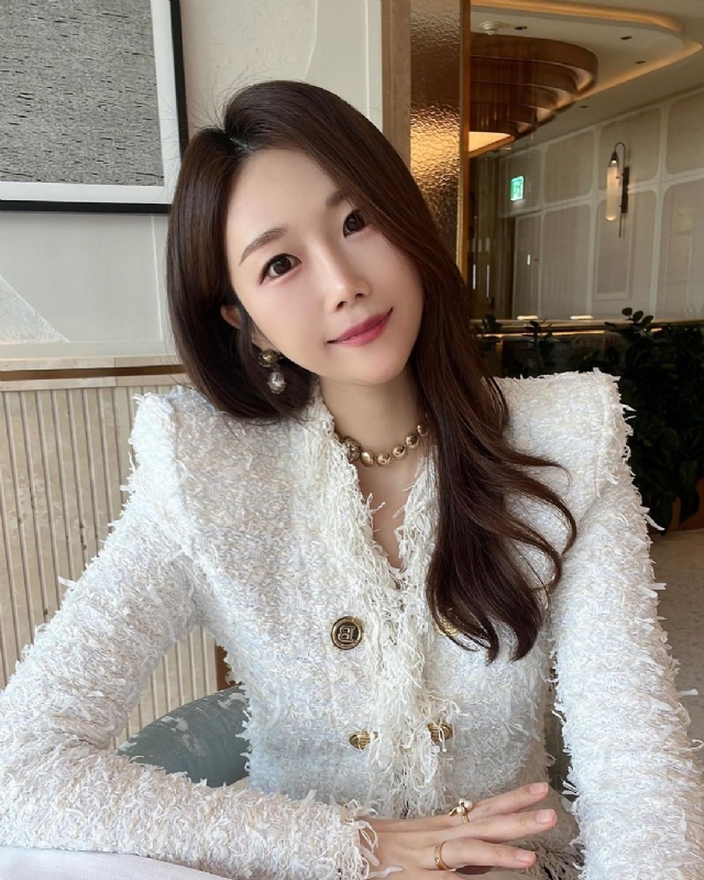 惠然的第一张照片--苏州相亲服务中心