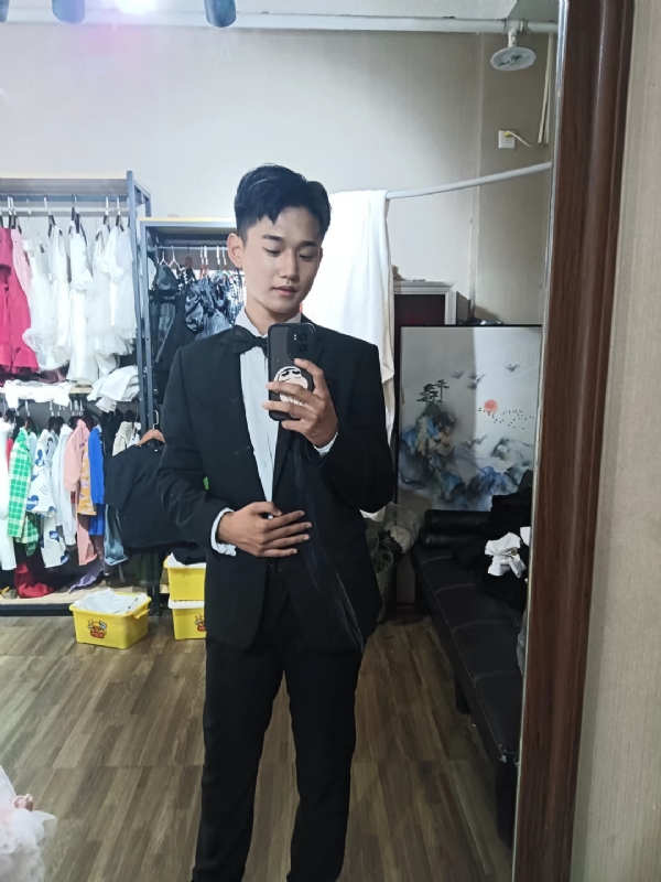 李梓宇的第一张照片--苏州相亲服务中心