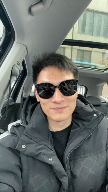 男孩的第一张照片--苏州相亲服务中心