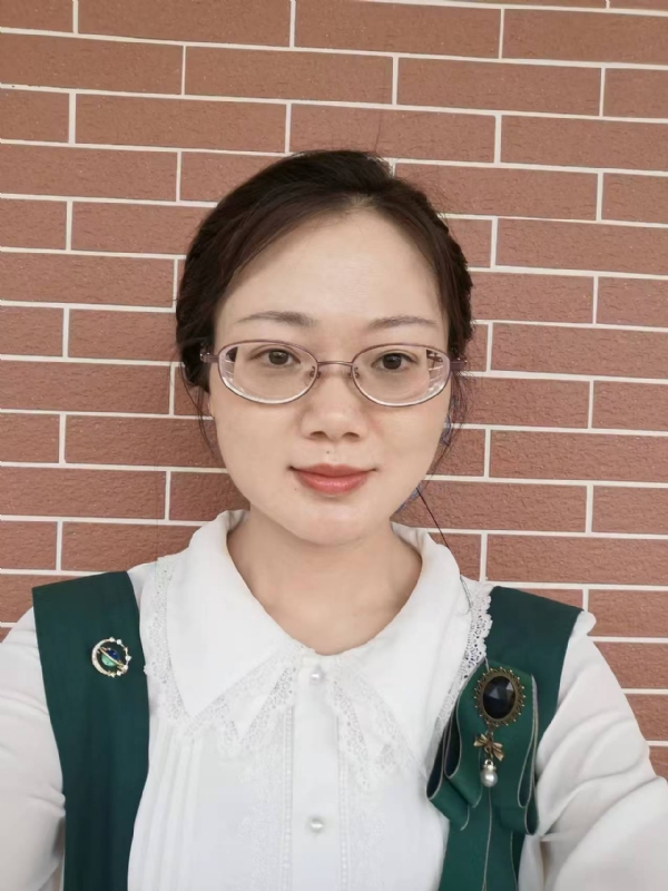 Lily的第二张照片--苏州相亲服务中心