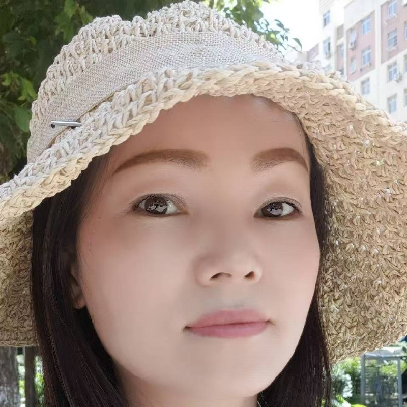 蓝妮的第二张照片--苏州相亲服务中心