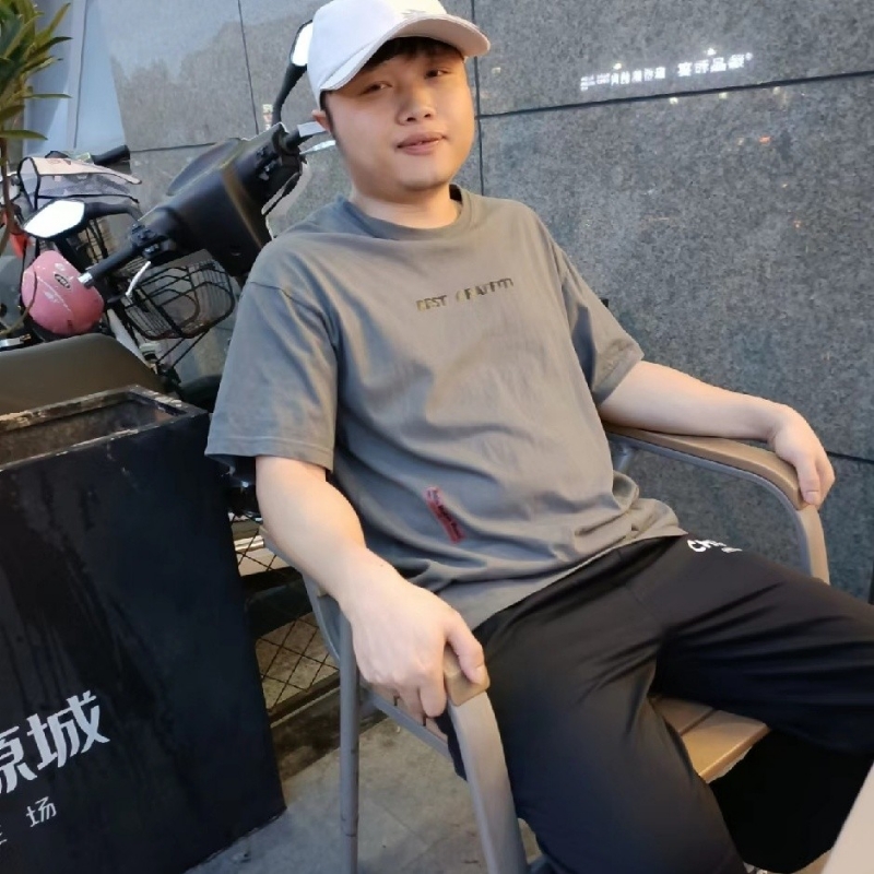 风吹半夏的第一张照片--苏州相亲服务中心