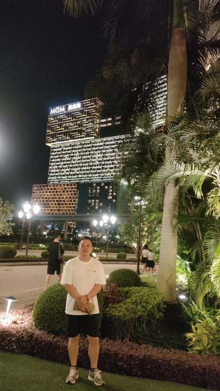 熟悉的身影的第一张照片--苏州相亲服务中心