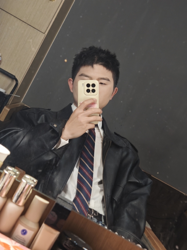 郝天翔的第一张照片--苏州相亲服务中心