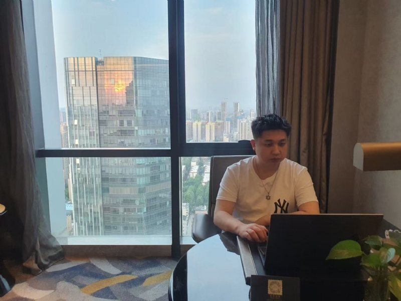 ying的第一张照片--苏州相亲服务中心