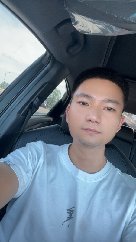 小江的第二张照片--苏州相亲服务中心