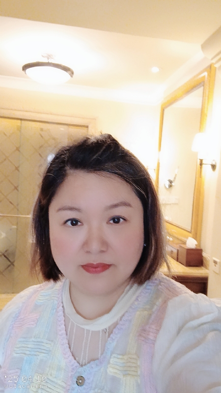 衎静玲瓏的第一张照片--苏州相亲服务中心