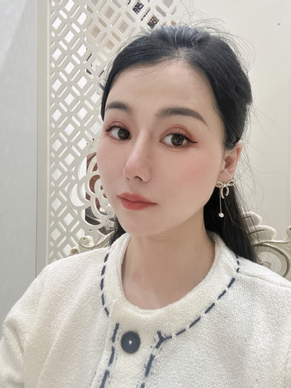 金莉的第一张照片--苏州相亲服务中心