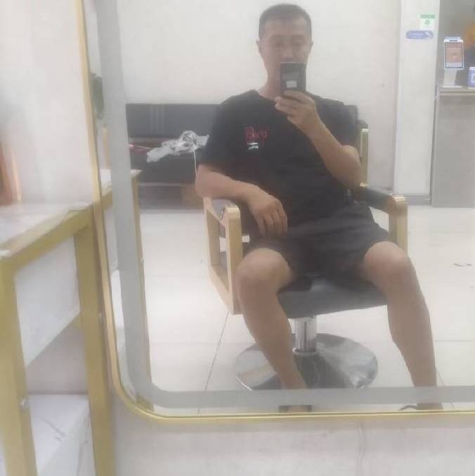闫杰的第一张照片--苏州相亲服务中心