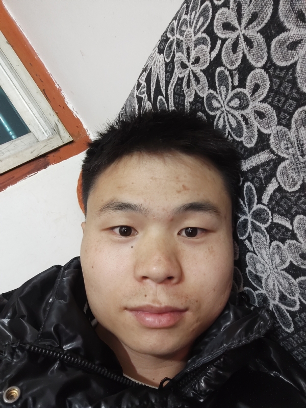 麒麟区幼儿园扛把子的第三张照片--苏州相亲服务中心