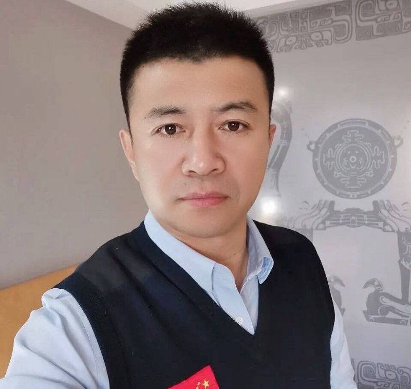 生在红旗下的第二张照片--苏州相亲服务中心