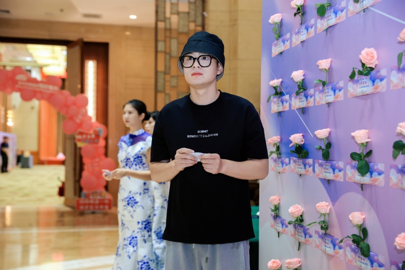 被驯服的象的第一张照片--苏州相亲服务中心