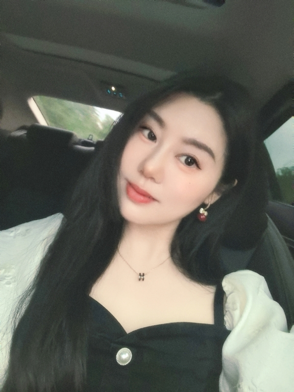 潇潇暮雨的第一张照片--苏州相亲服务中心