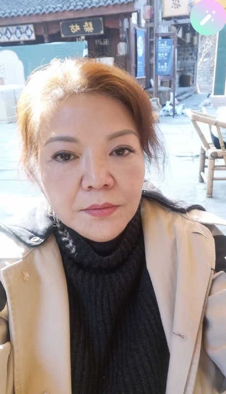 宛霞的第二张照片--苏州相亲服务中心