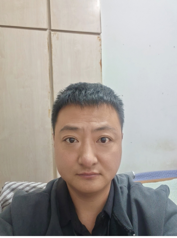 追爱大叔的第一张照片--苏州相亲服务中心