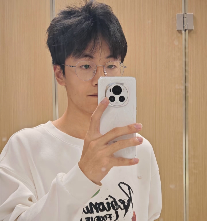 张浩博的第四张照片--苏州相亲服务中心