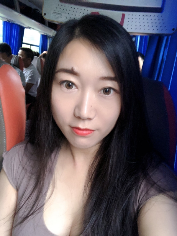 杨杨的第二张照片--苏州相亲服务中心