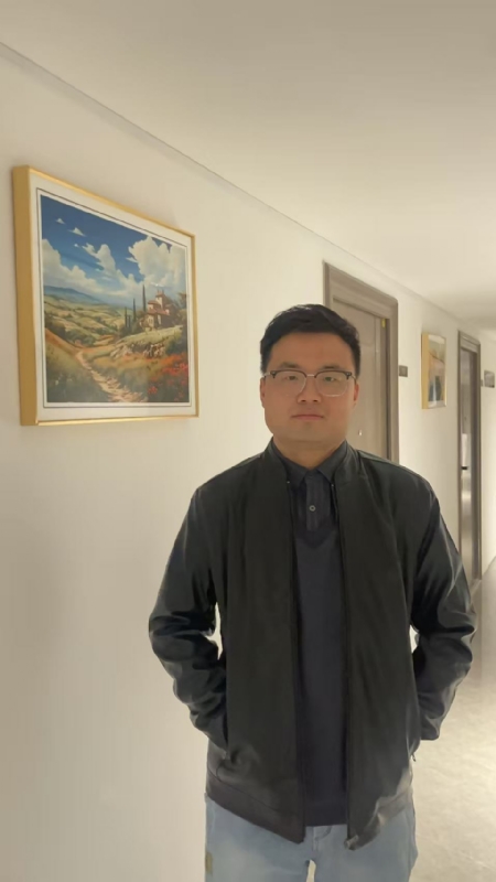 半瓶子的第二张照片--苏州相亲服务中心